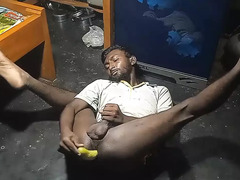 Indian dude fucks her bootie like a dirty hoe in a filthy lovemaking